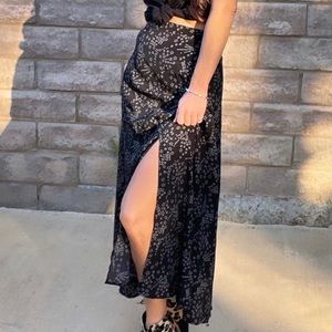 ⭐️Black Shooting Stars Midi Skirt w/ Slit